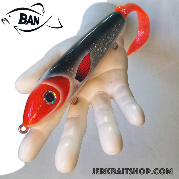 Custom Jerkbait Magnet Tail 01